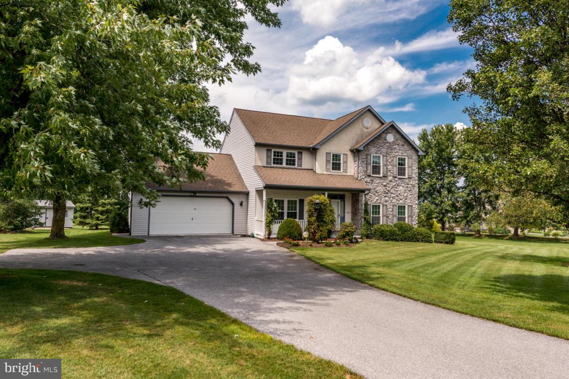 602 North Strickler Road Manheim, PA 17545 - Photo 1 of 37