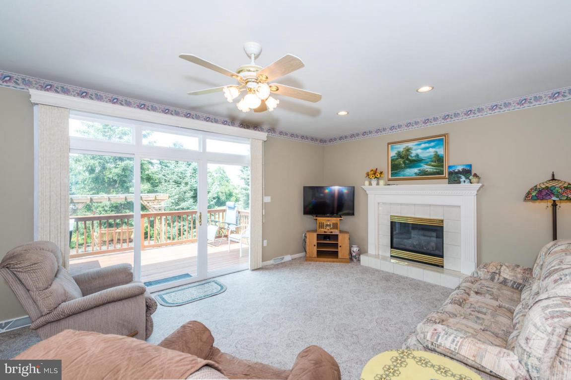 602 North Strickler Road Manheim, PA 17545 - Photo 13 of 37
