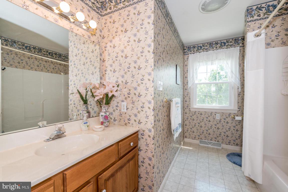 602 North Strickler Road Manheim, PA 17545 - Photo 28 of 37
