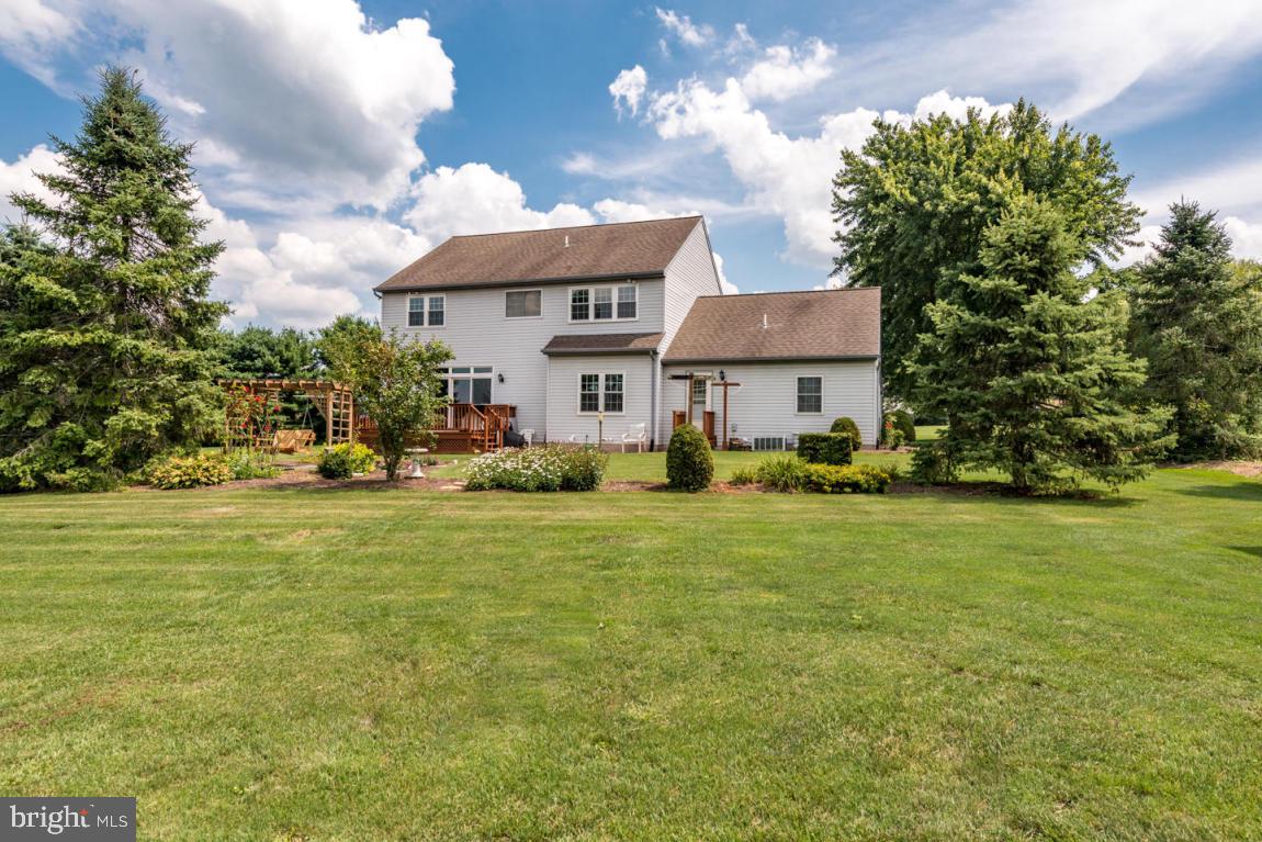 602 North Strickler Road Manheim, PA 17545 - Photo 29 of 37