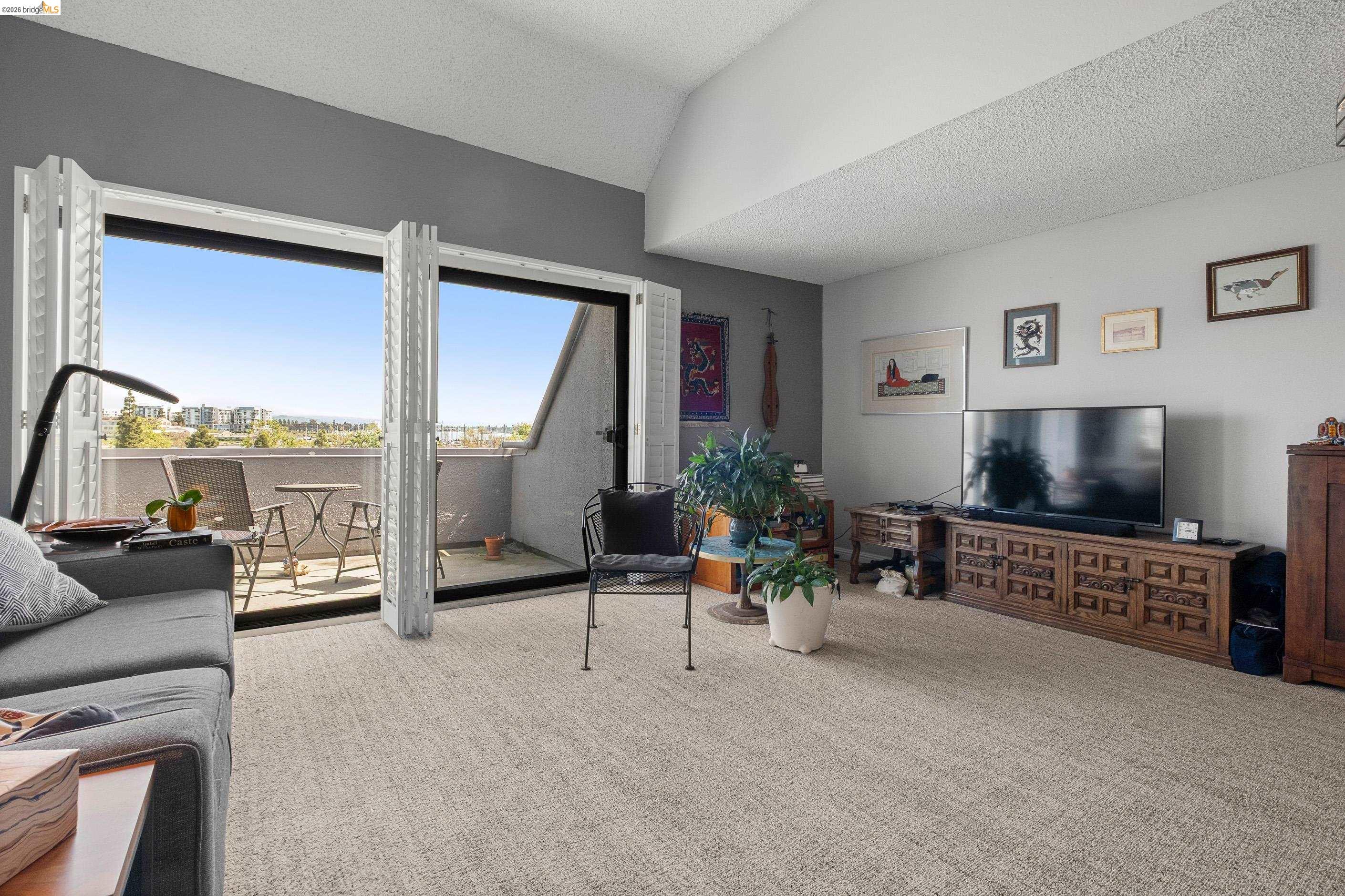 1 Embarcadero, Unit 353 Oakland, CA 94607 - Photo 7 of 55