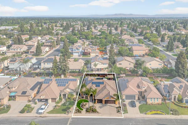 $589,900 | 2765 Bellaire Avenue, Clovis, CA 93611