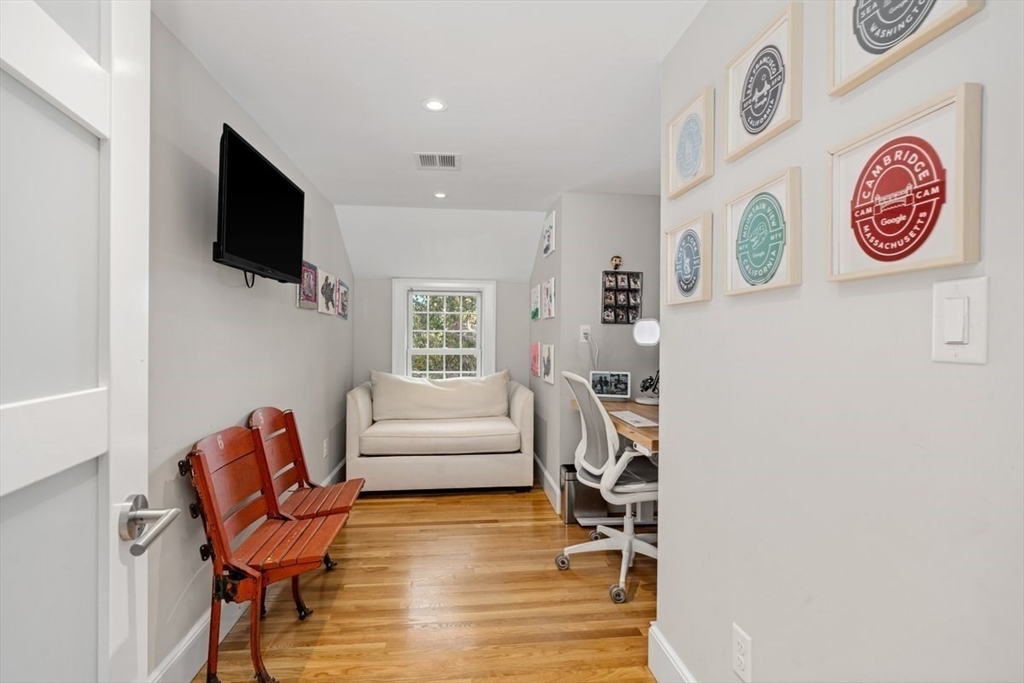 5 Stoddard Road Hingham, MA 02043 - Photo 12 of 21 Gallery Image 12