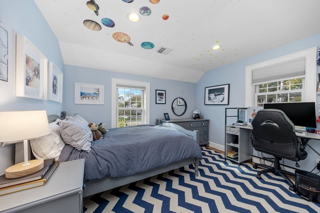 5 Stoddard Road Hingham, MA 02043 - Photo 16 of 21 Gallery Image 16