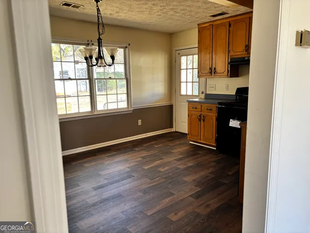 $1,450 | 223 Griffin Park Road, Griffin, GA 30223