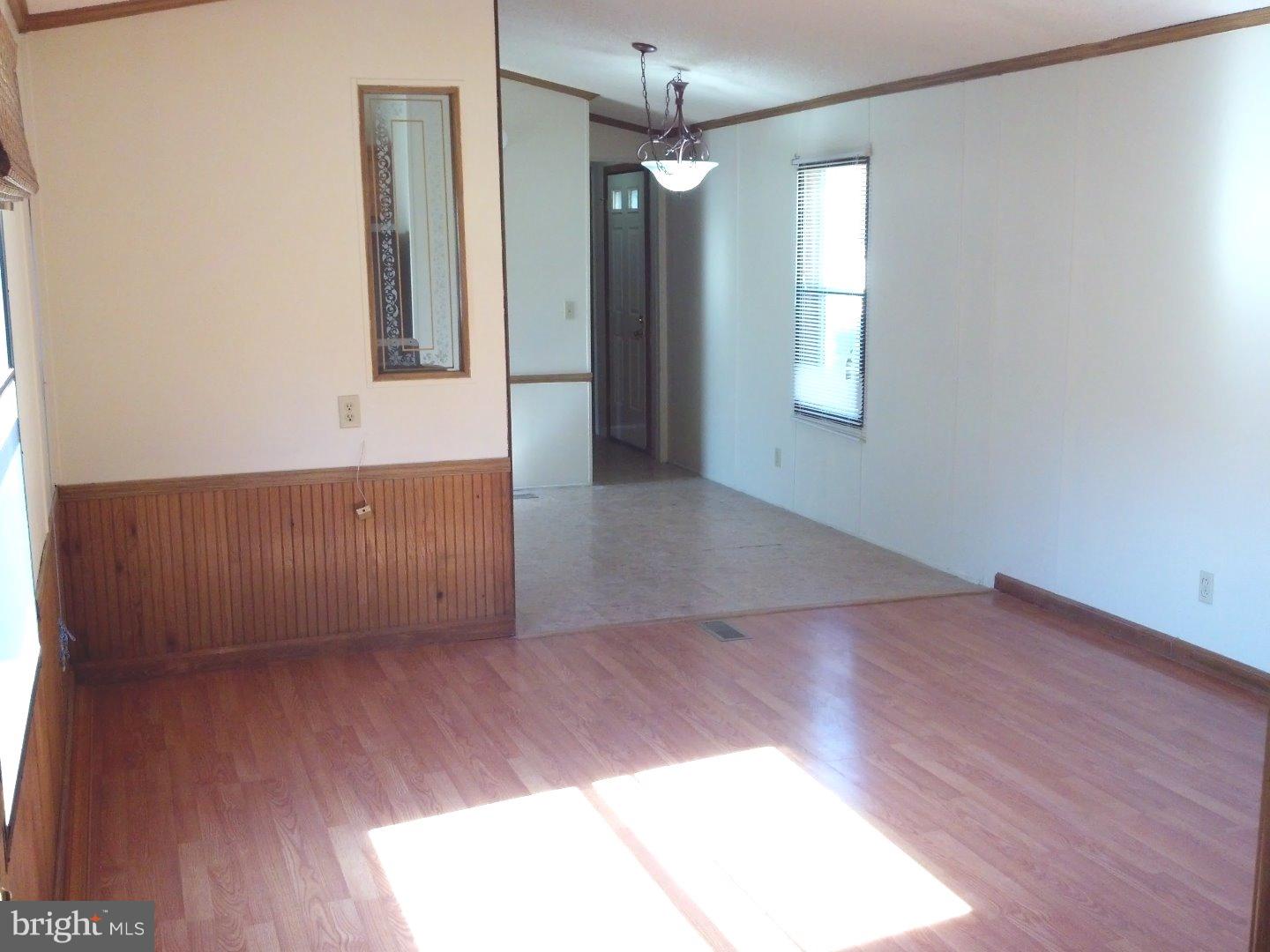 131 Ridge Road Quakertown, PA 18951 - Photo 3 of 11 Living Room