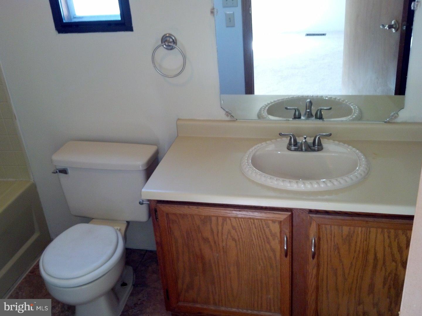 131 Ridge Road Quakertown, PA 18951 - Photo 8 of 11 Master Bathroom
