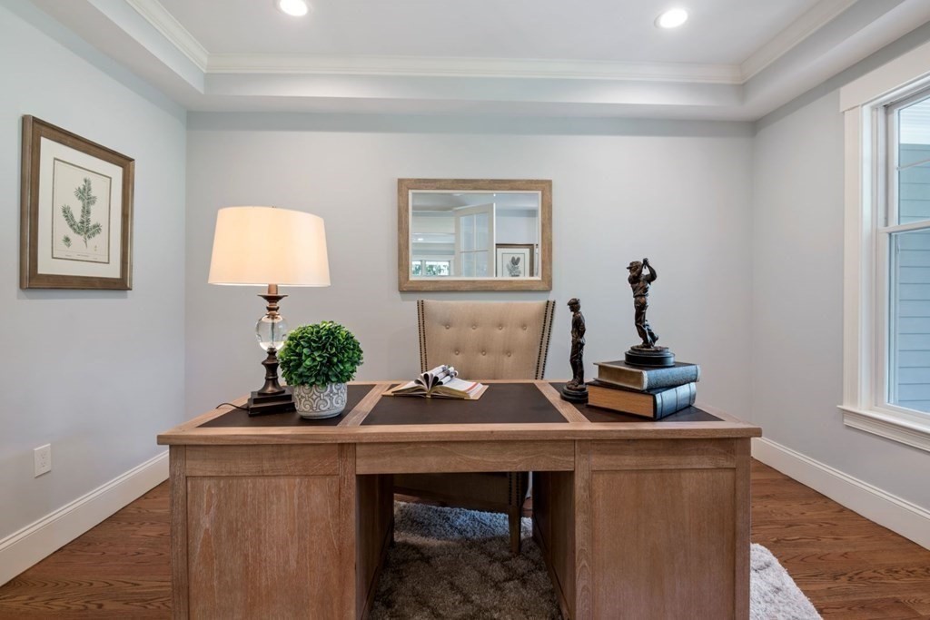 19 Centre Street Dover, MA 02030 - Photo 6 of 40