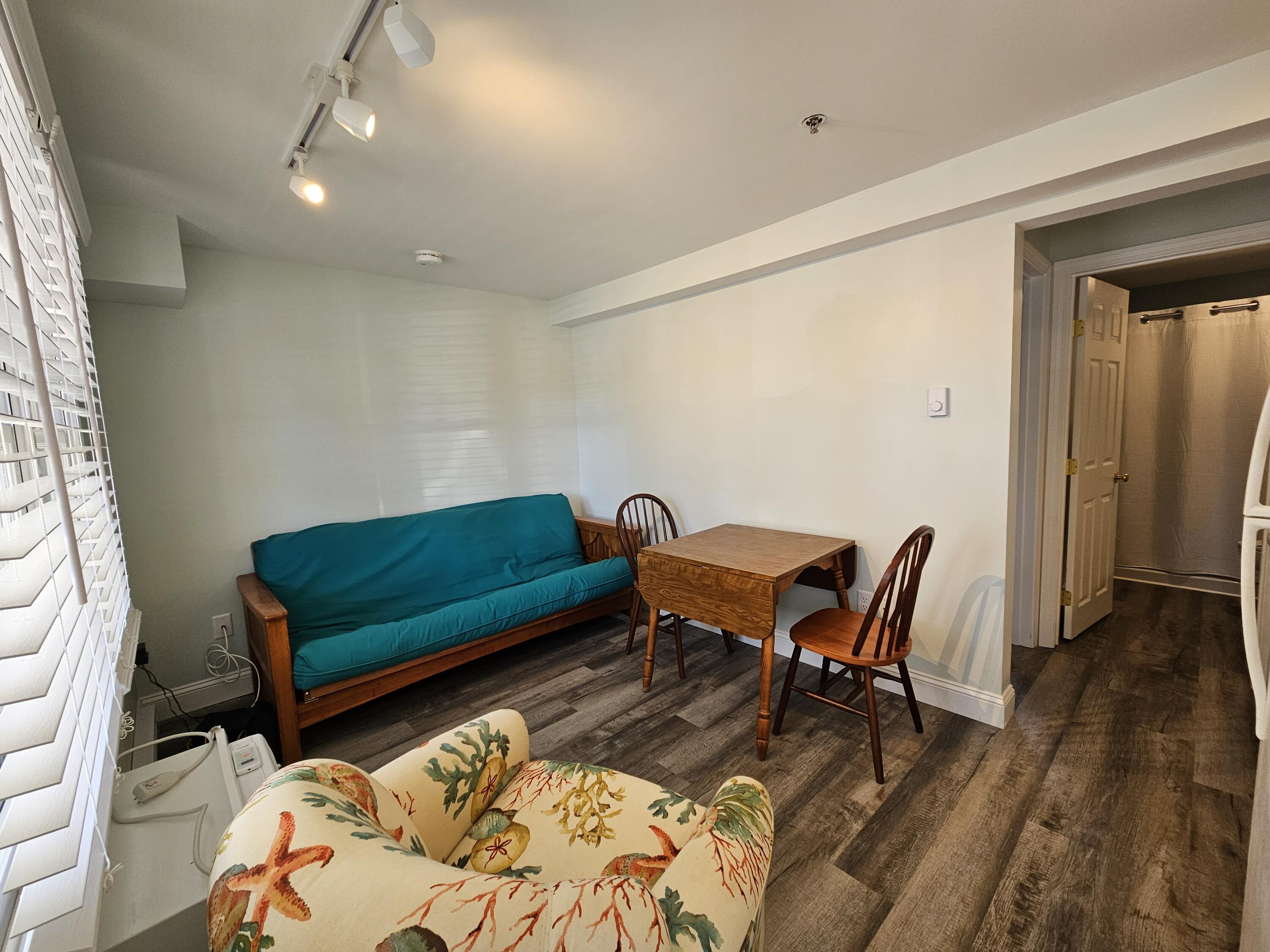 1072 Post Road, Unit 110 Wells, ME 04090 - Photo 2 of 17 Living Area