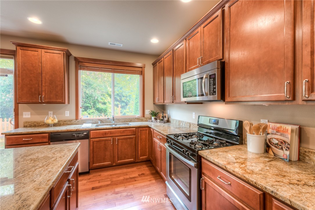 3615 164th Street Southeast Bothell, WA 98012 - Photo 2 of 22 Gallery Image 2