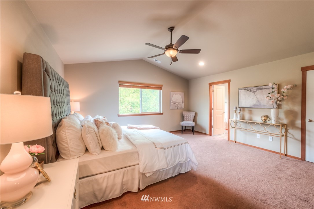 3615 164th Street Southeast Bothell, WA 98012 - Photo 12 of 22 Gallery Image 12