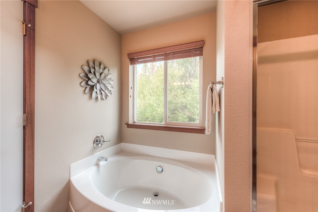 3615 164th Street Southeast Bothell, WA 98012 - Photo 14 of 22 Gallery Image 14