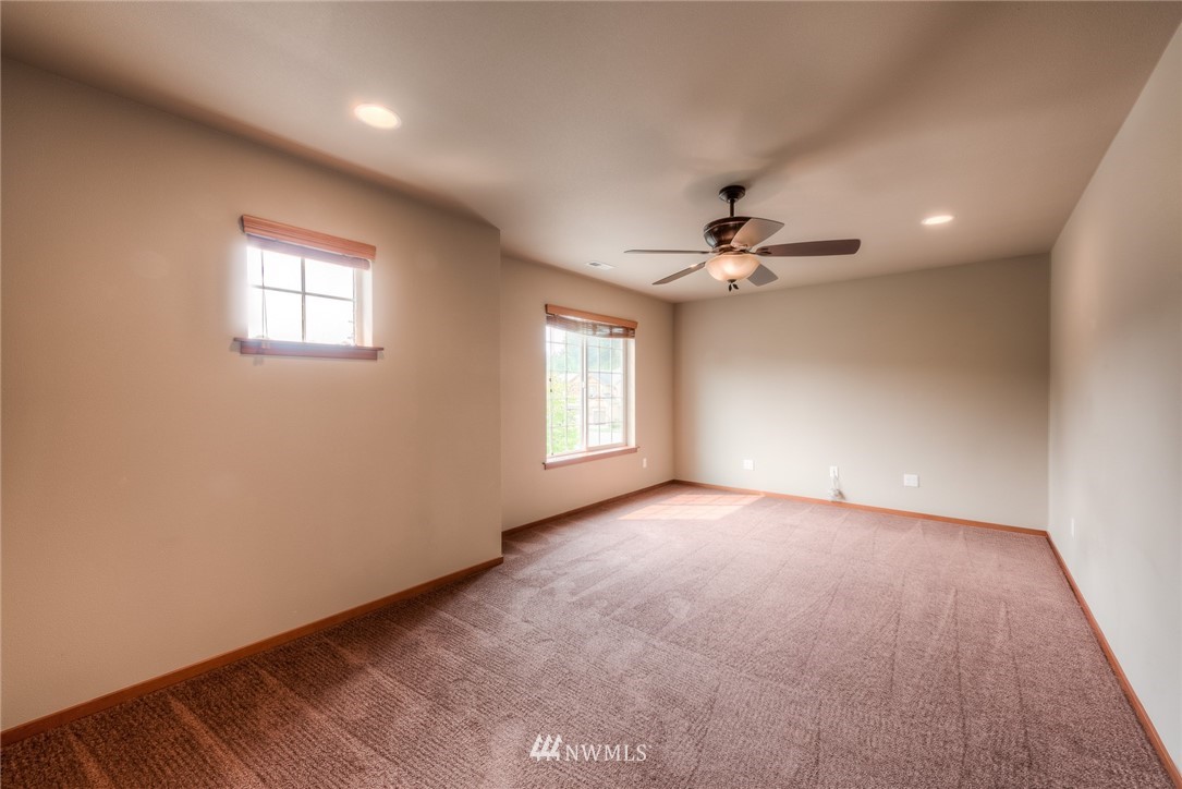 3615 164th Street Southeast Bothell, WA 98012 - Photo 17 of 22 Gallery Image 17