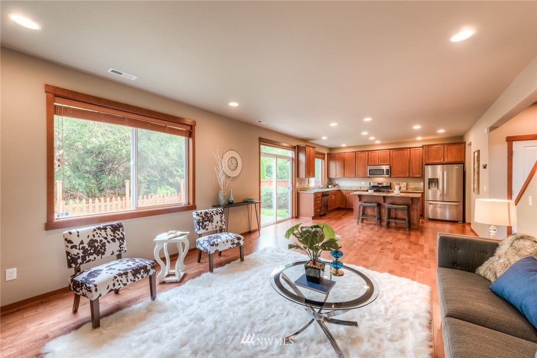 3615 164th Street Southeast Bothell, WA 98012 - Photo 8 of 22 Gallery Image 8
