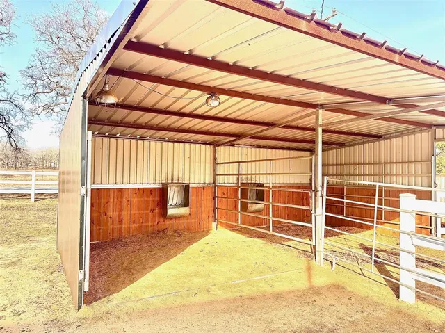 a view of outdoor space