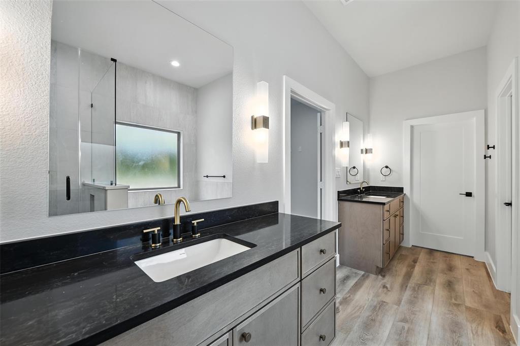 117 Goldfinch Lane Weatherford, TX 76088 - Photo 28 of 38 Primary