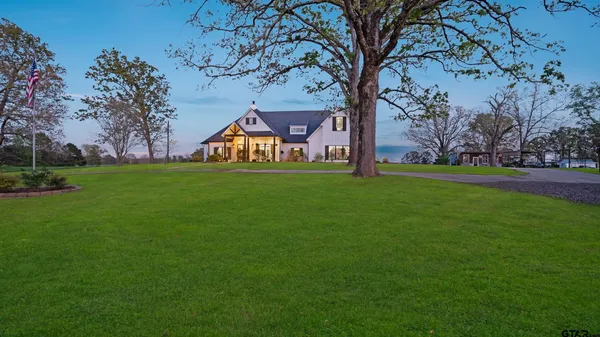 $1,000,000 | 7789 Highway 79, Henderson, TX 75654