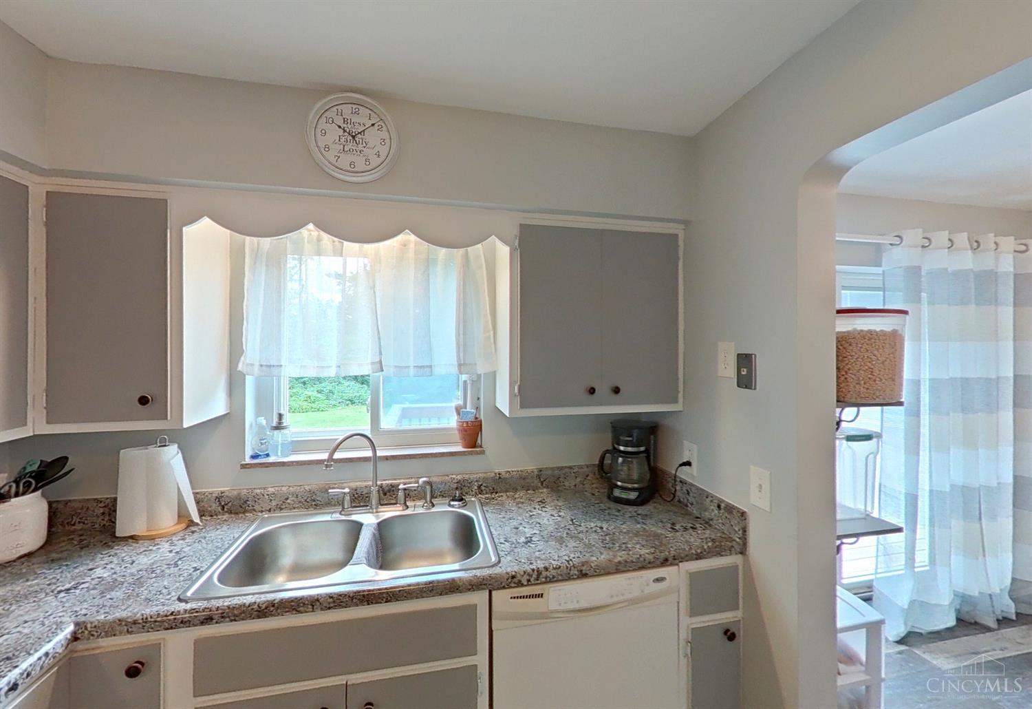 3303 West Galbraith Road Cincinnati, OH 45239 - Photo 26 of 52 Gallery Image 26