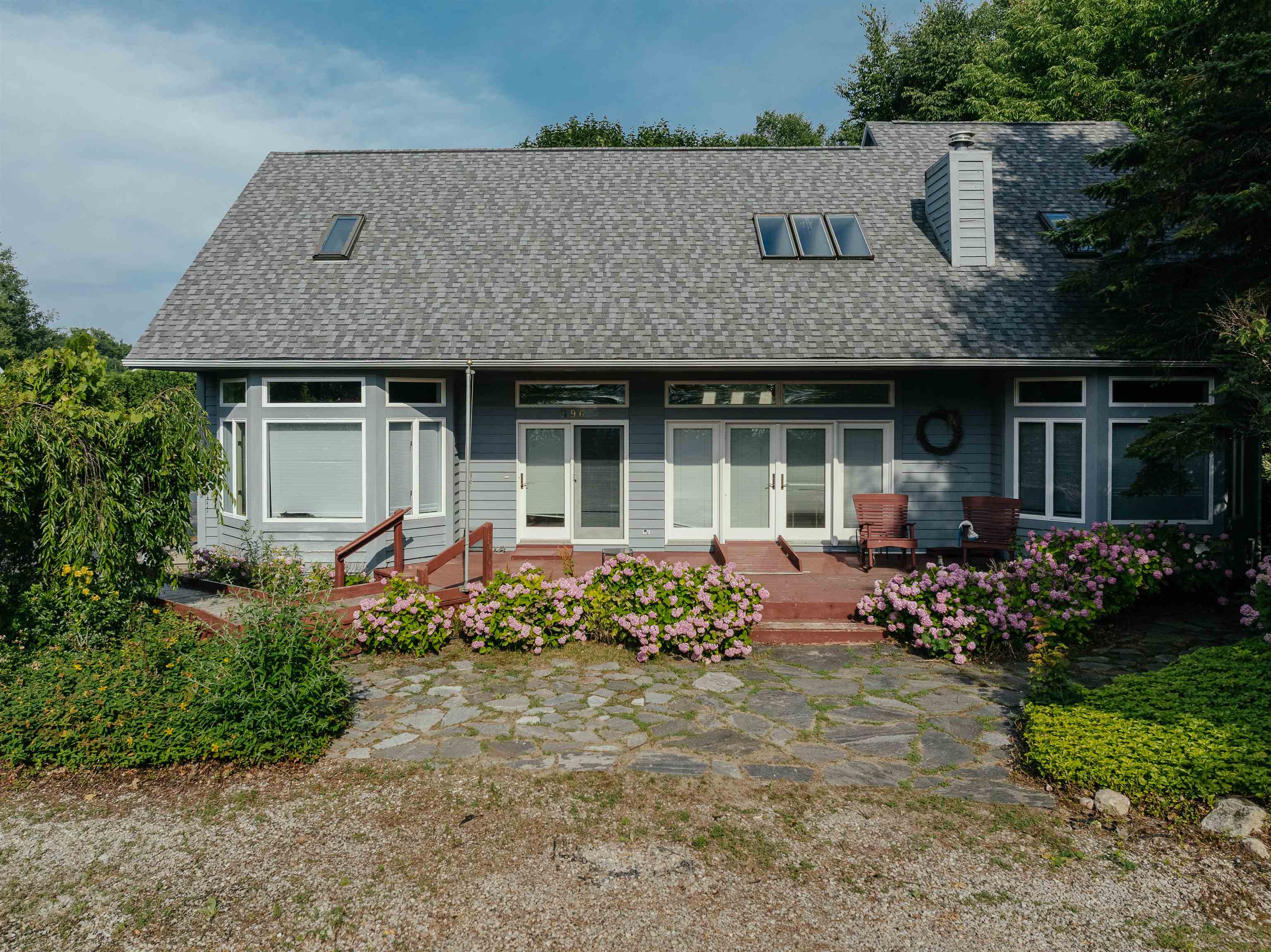 396 North Stony Point Road Suttons Bay, MI 49682 - Photo 22 of 28 1938210-d085b1ff-a150-4a64-a90b-a78474de99bb.JPG