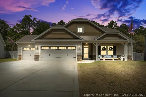 $459,900 | 2252 Andalusian Drive, Hope Mills, NC 28348