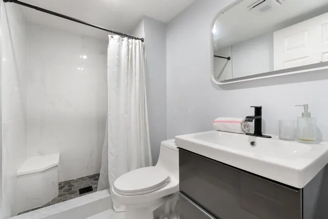 $1,750 | 124 Lake Constance Drive, West Palm Beach, FL 33411