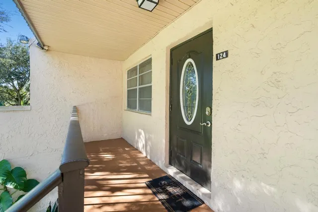 $1,750 | 124 Lake Constance Drive, West Palm Beach, FL 33411