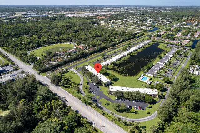 $1,750 | 124 Lake Constance Drive, West Palm Beach, FL 33411