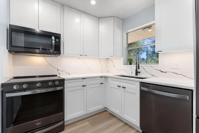 $1,750 | 124 Lake Constance Drive, West Palm Beach, FL 33411