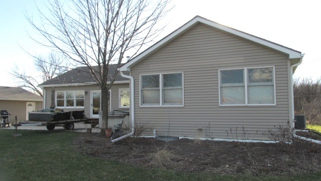 2446 East 2350th Road Marseilles, IL 61341 - Photo 13 of 17