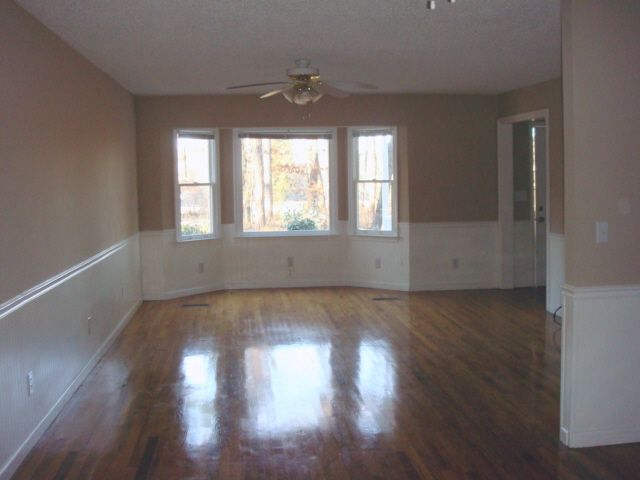 227 Smith Hines Road Greenville, SC 29607 - Photo 3 of 8 Gallery Image 3