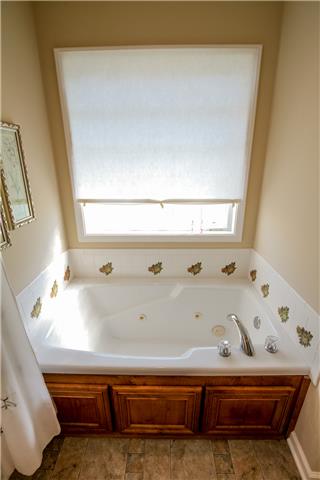 152 Fieldstone Lane Springfield, TN 37172 - Photo 13 of 20 Whirlpool tub for relaxing baths. Add a few candles...