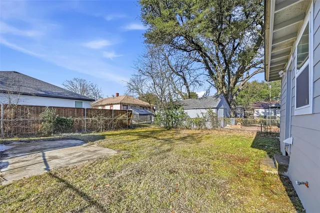 $1,500 | 2639 Burger Avenue, Dallas, TX 75215