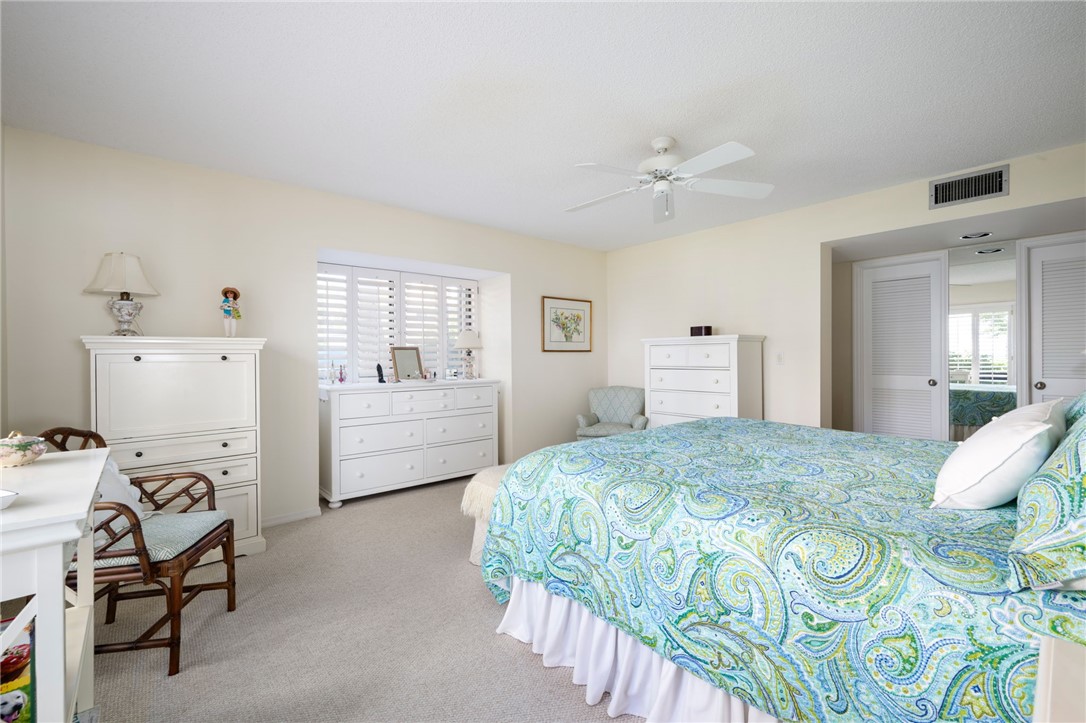 1860 Bay Road, Unit 104E Vero Beach, FL 32963 - Photo 17 of 36