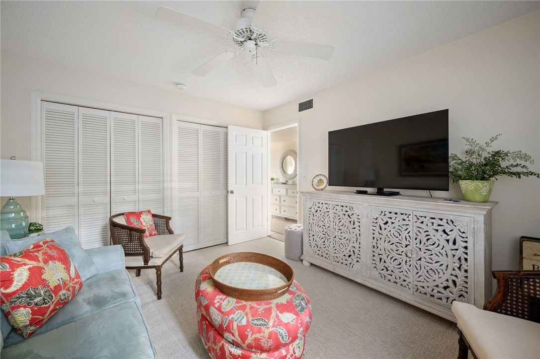 1860 Bay Road, Unit 104E Vero Beach, FL 32963 - Photo 19 of 36