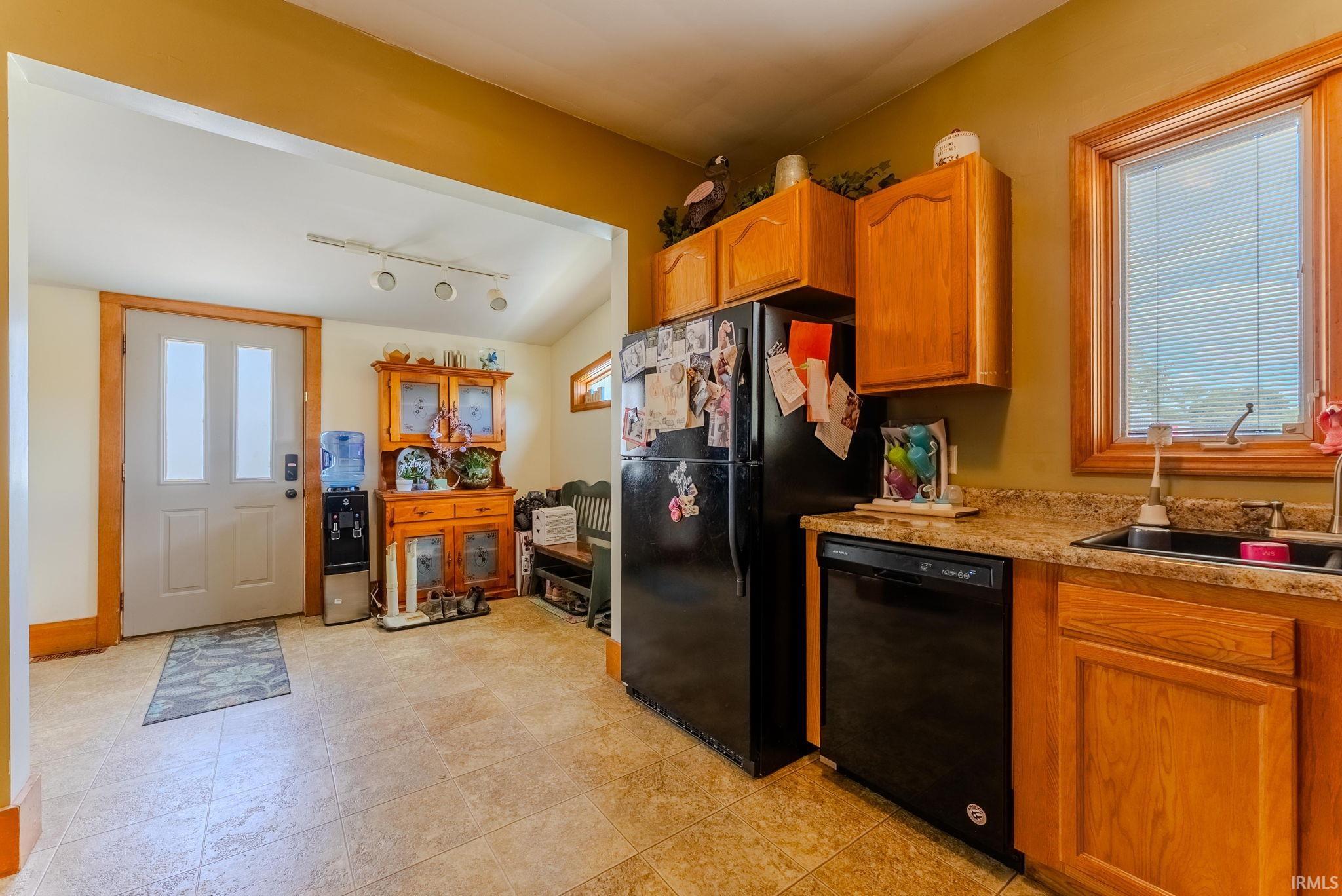 1017 North Miami Street Wabash, IN 46992 - Photo 8 of 25