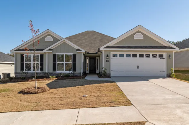 $368,900 | 8206 Snelling Drive, Aiken, SC 29803