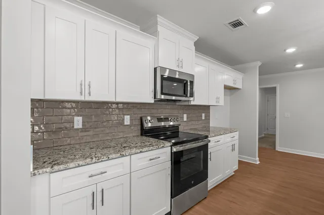 $368,900 | 8206 Snelling Drive, Aiken, SC 29803