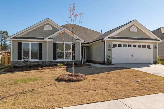 $368,900 | 8206 Snelling Drive, Aiken, SC 29803