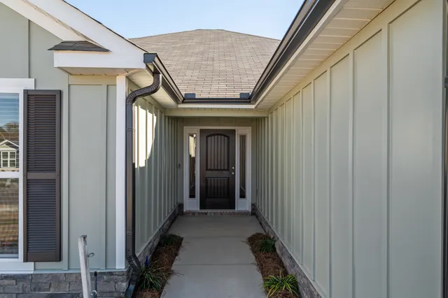 $368,900 | 8206 Snelling Drive, Aiken, SC 29803