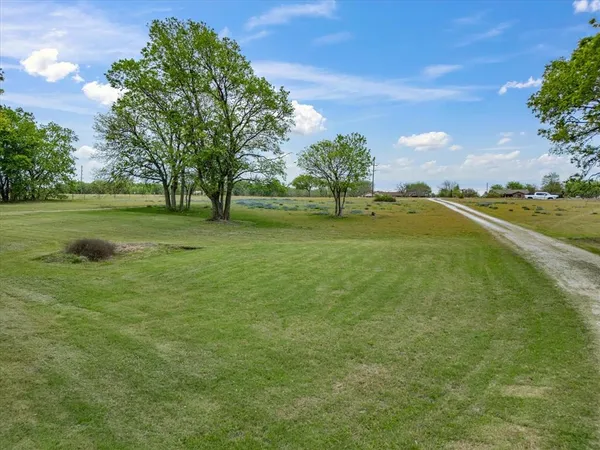 $430,000 | 15720 East State Highway 22, Blooming Grove, TX 76626
