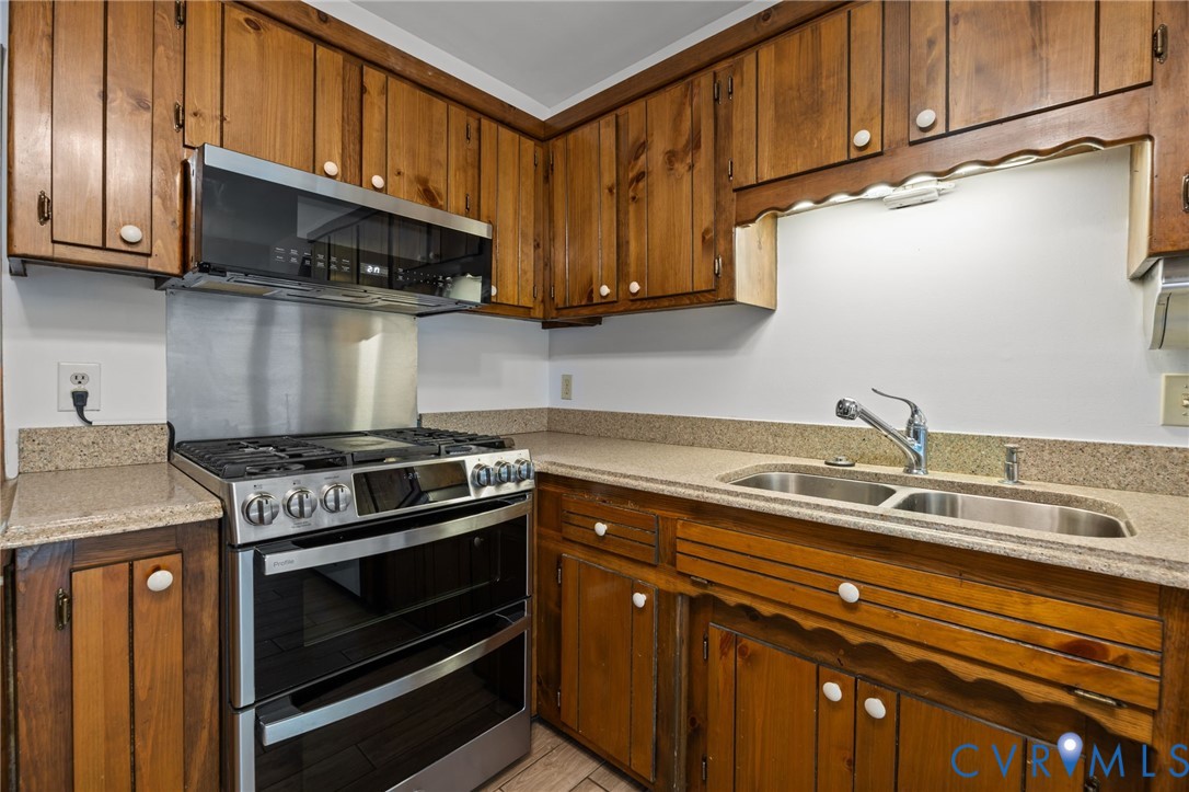 12705 Middlebrook Road Chester, VA 23831 - Photo 17 of 46