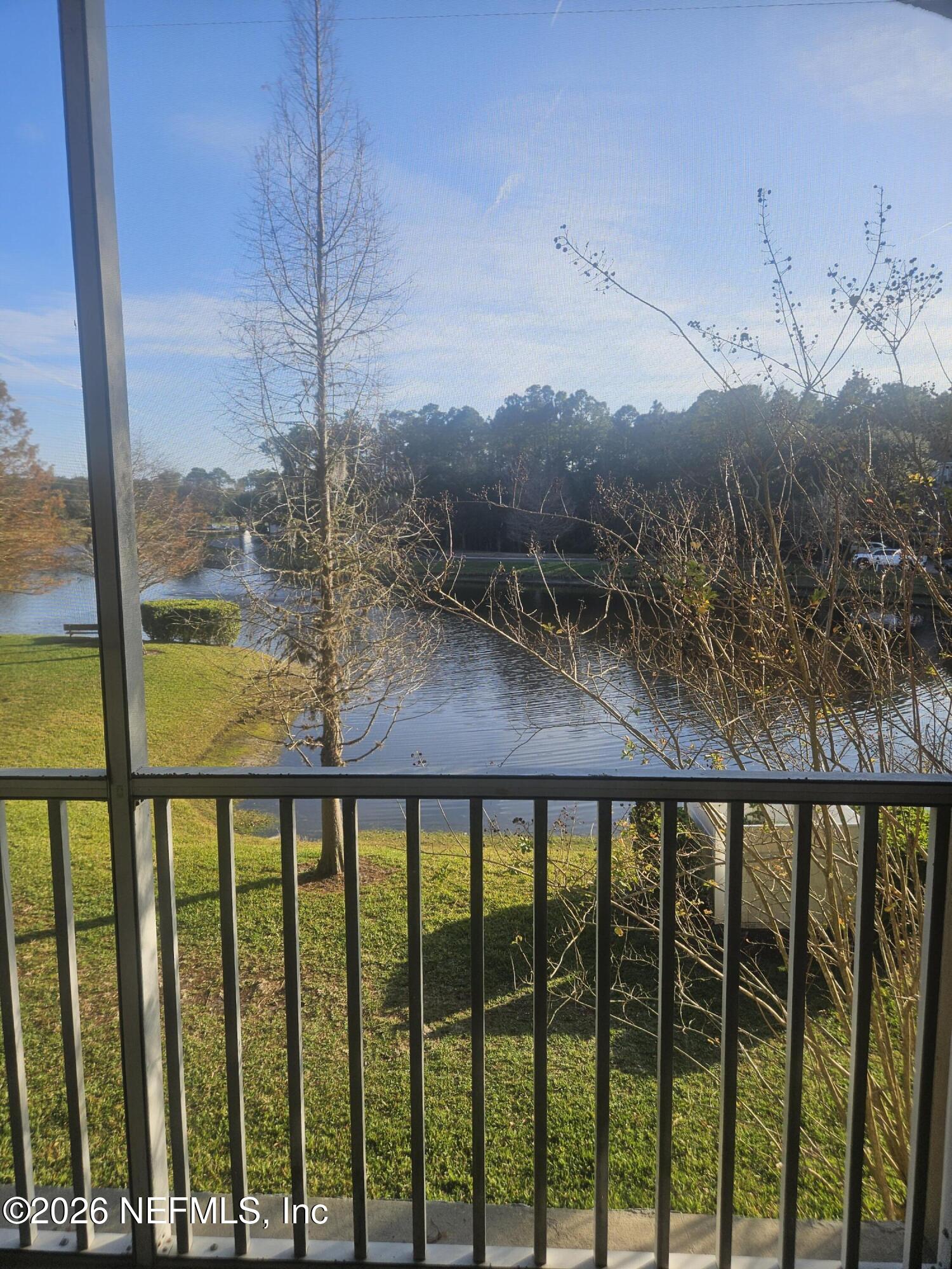 10550 Baymeadows Road, Unit 323 Jacksonville, FL 32256 - Photo 16 of 50 a view of a balcony