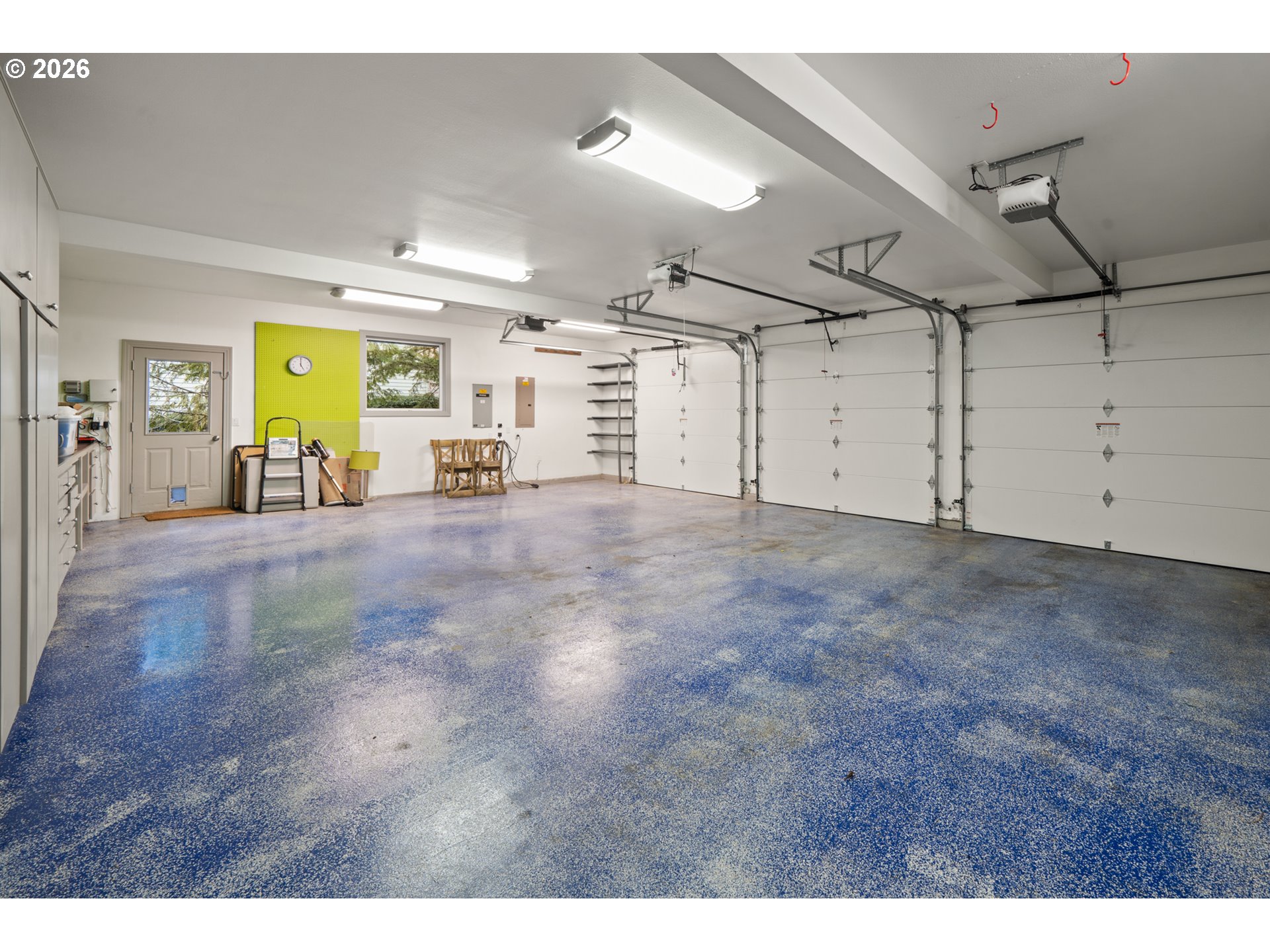 13048 Knaus Road Lake Oswego, OR 97034 - Photo 36 of 43 Gallery Image 36
