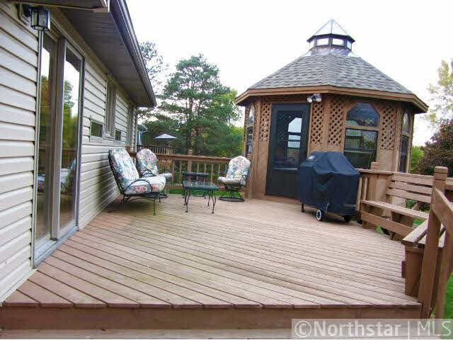 469 Hawthorn Road Lino Lakes, MN 55014 - Photo 14 of 17 Gallery Image 14