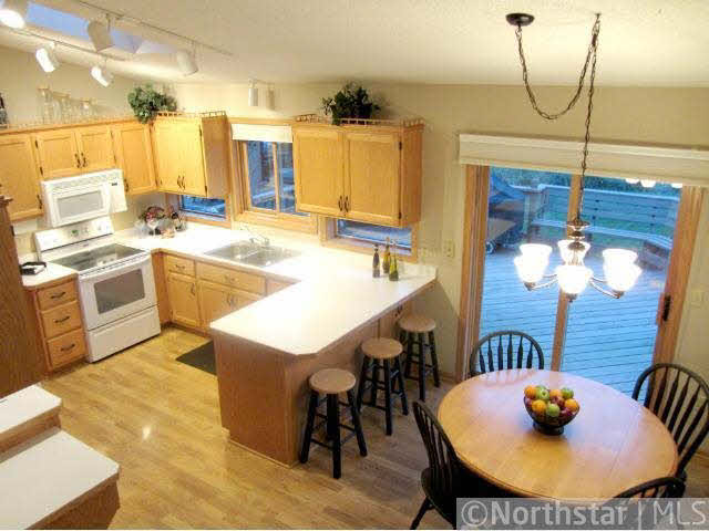 469 Hawthorn Road Lino Lakes, MN 55014 - Photo 2 of 17 Gallery Image 2