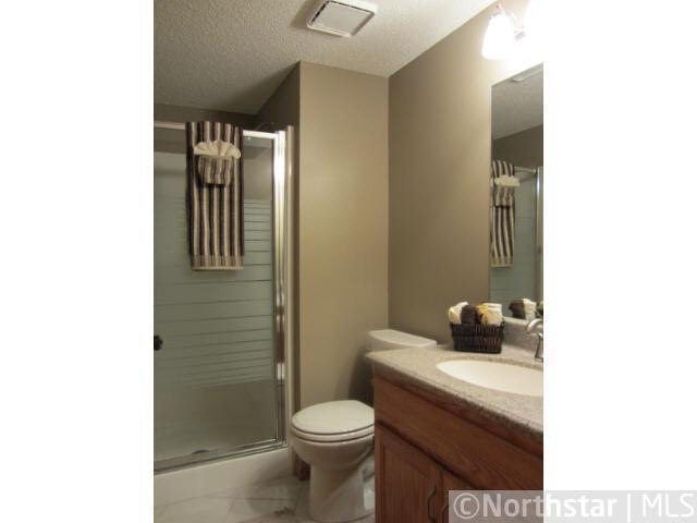 469 Hawthorn Road Lino Lakes, MN 55014 - Photo 10 of 17 Gallery Image 10