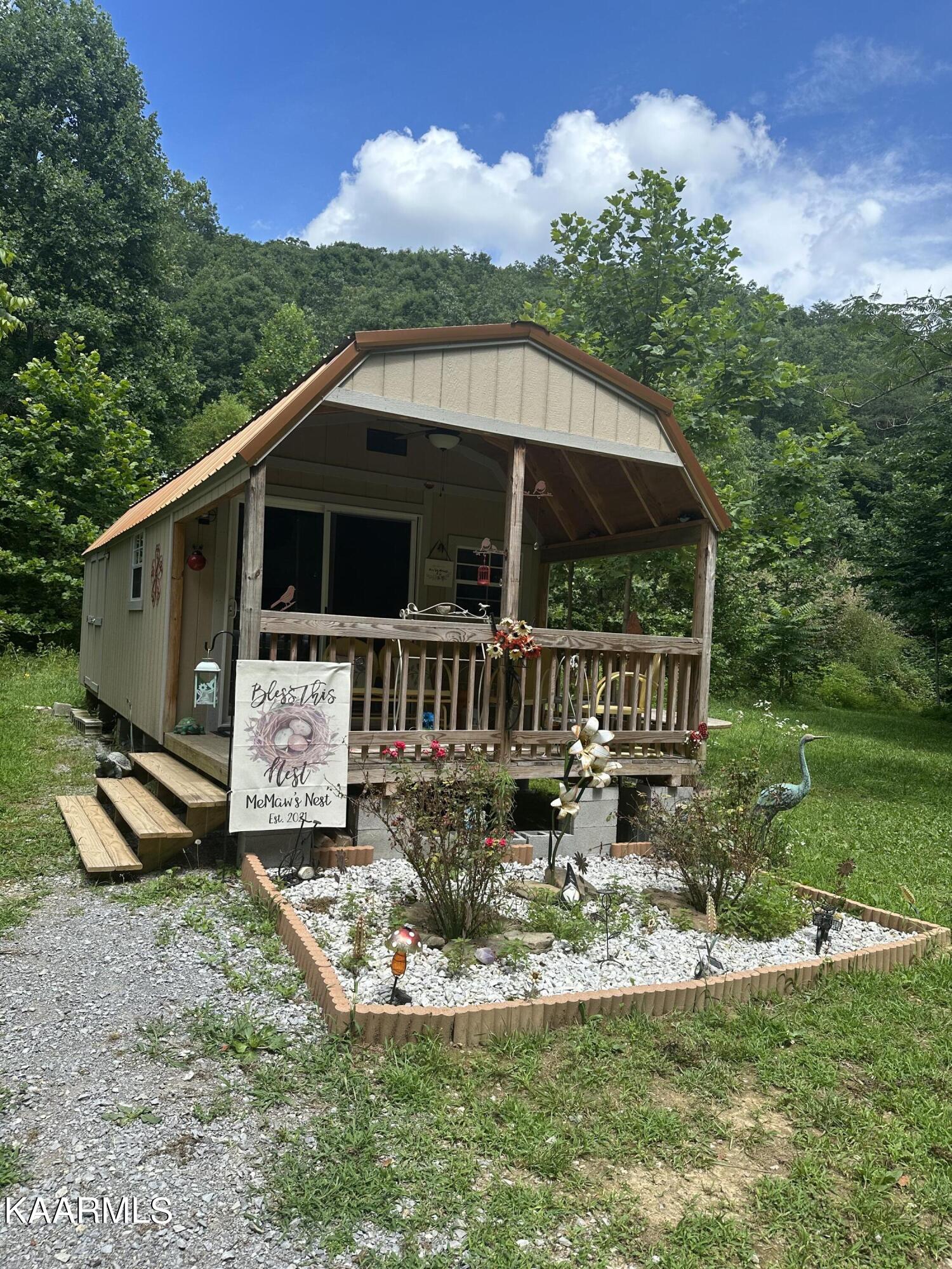 1010 Speedwell Road Bulls Gap, TN 37711 - Photo 1 of 51 F164E67D-1E11-4C0C-B48E-B9ABDEFB62CD