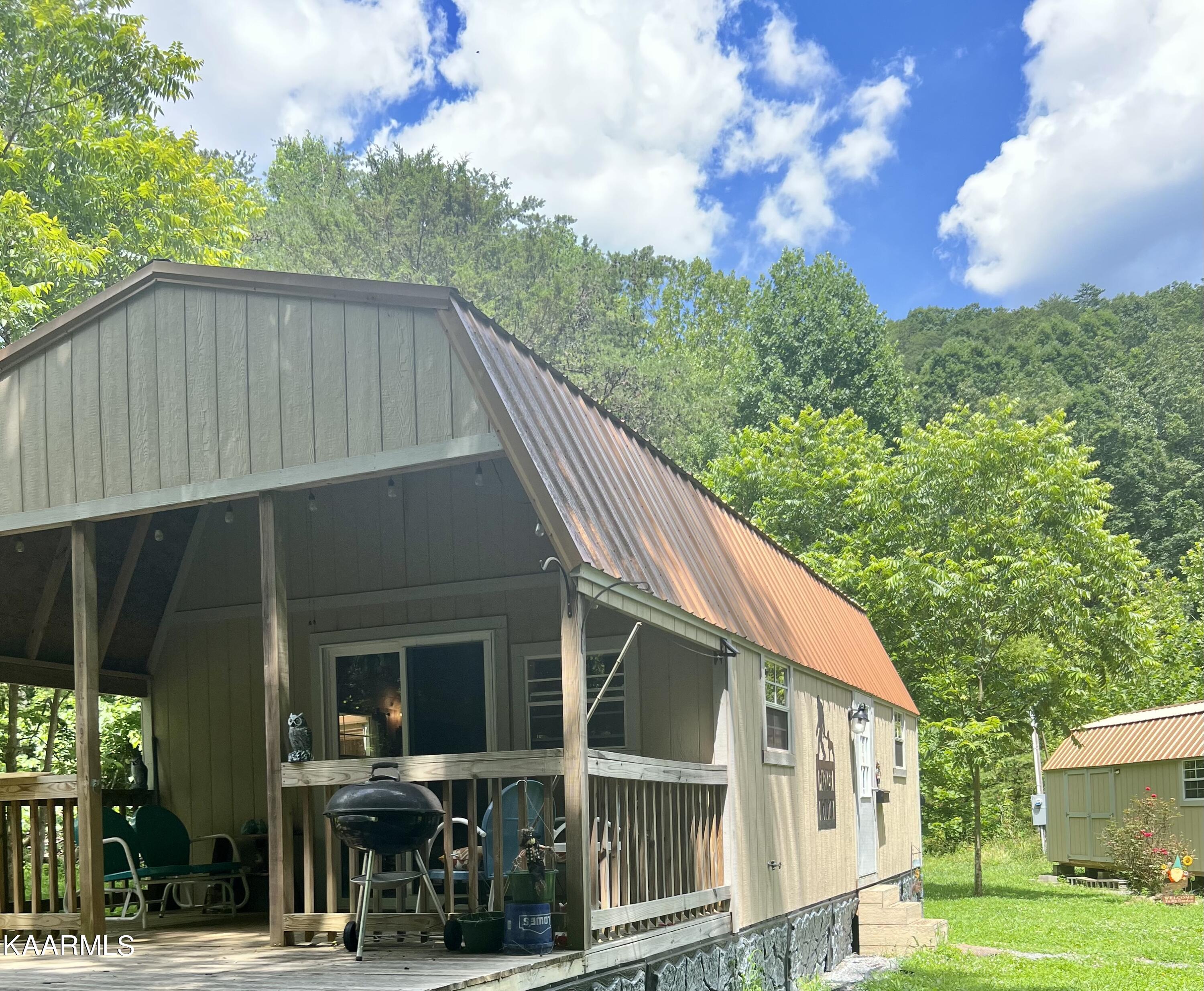 1010 Speedwell Road Bulls Gap, TN 37711 - Photo 6 of 51 6A1ED504-659D-4F3F-8965-9D219599EDF4
