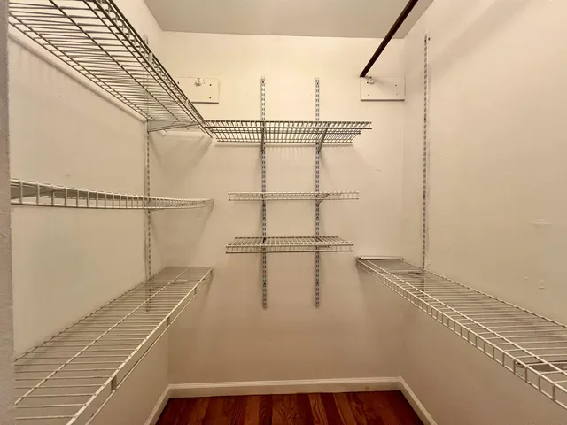 $399,000 | 1111 River Road, Unit D5, Edgewater, NJ 07020