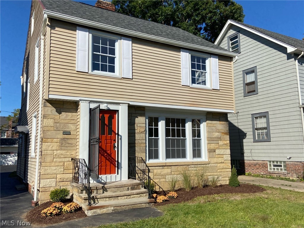 3605 Tullamore Road Cleveland, OH 44118 - Photo 1 of 19